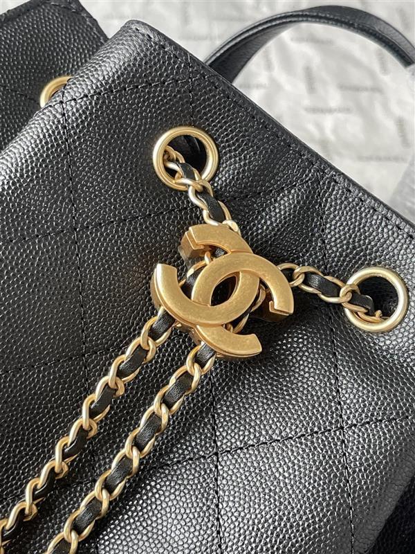 2026127213729596 700